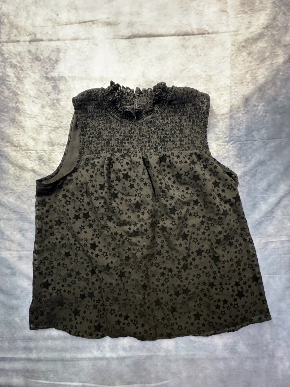 Loft Black Velvet Star Mock Neck Smocked Sleeveless Blouse Size Large